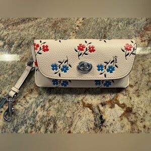 Coach Cream Sunglass Case In Signature Canvas with Red and Blue Floral Design